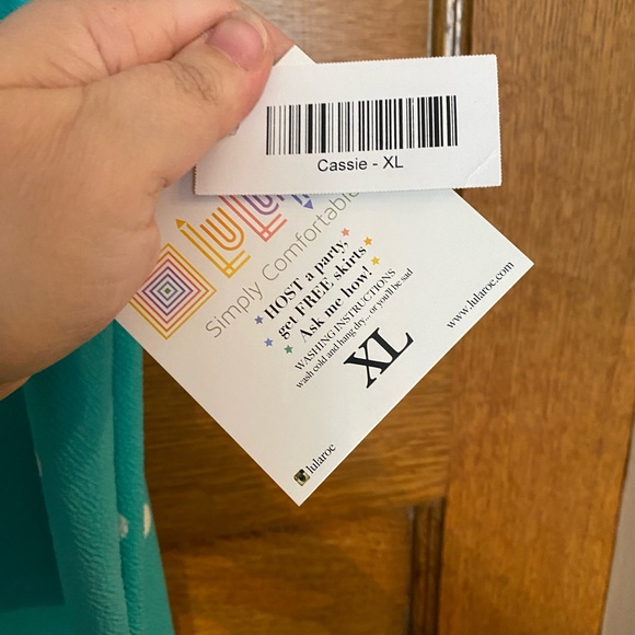 Lularoe Cassie skirt XL polka dot - Picture 2 of 4